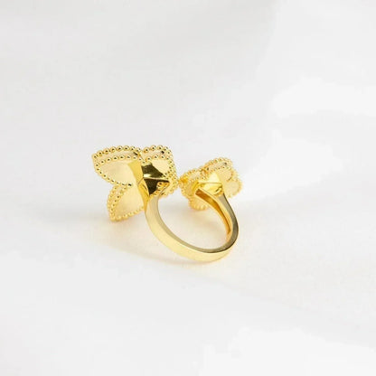 [Echo ]LUCKY BETWEEN THE FINGER RING
