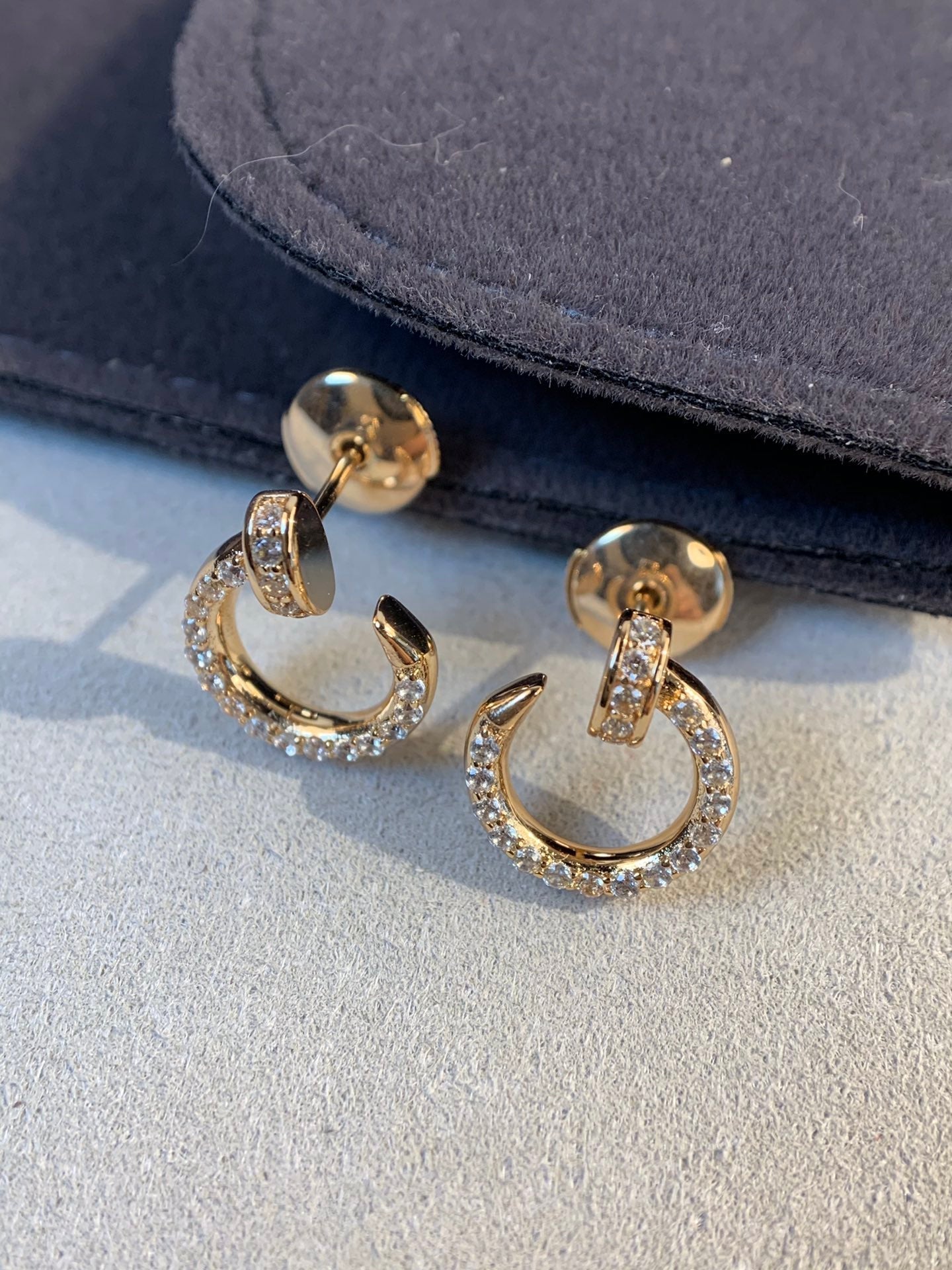 [Echo ]JUSTE EARRINGS GOLD DIAMONDS