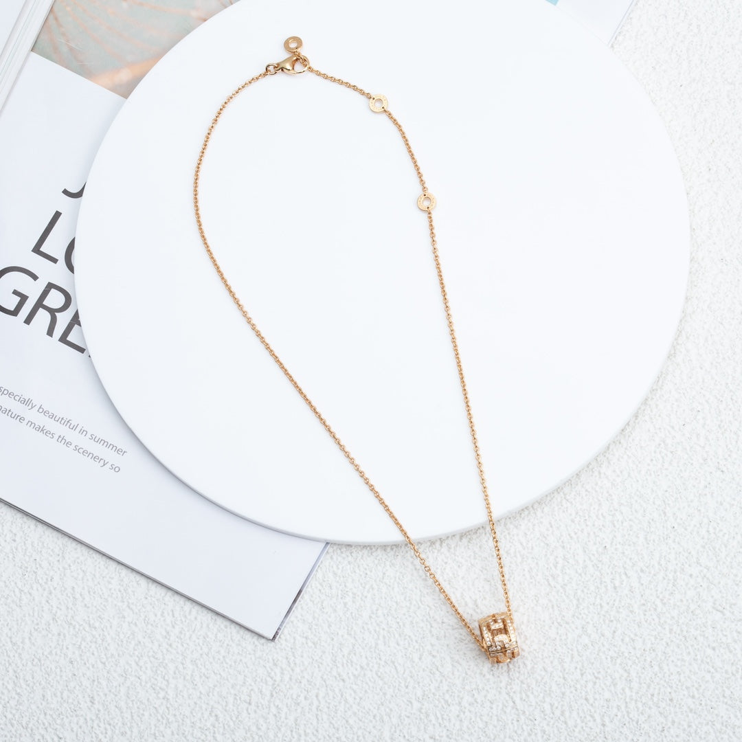 [Echo ]PARENTESI HALSKETTE ROTGOLD DIAMANT