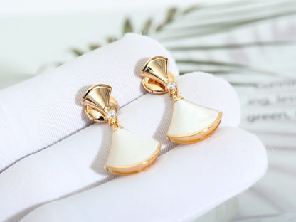 [Echo ]DREAM MOP PINK GOLD EARRINGS