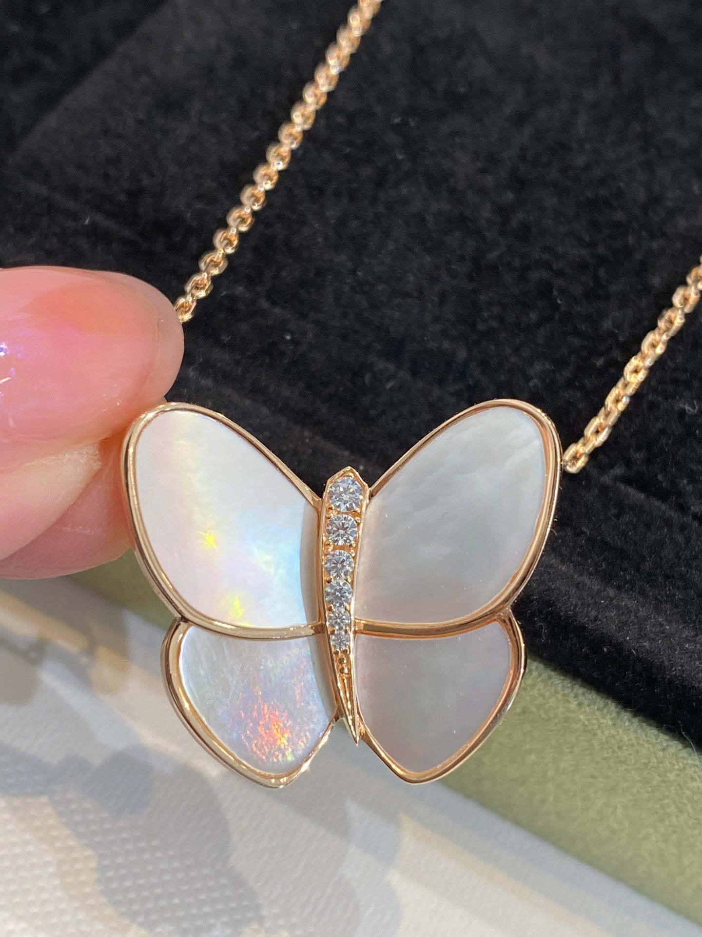 [Echo ]BUTTERFLY GOLD MOP DIAMOND NECKLACE