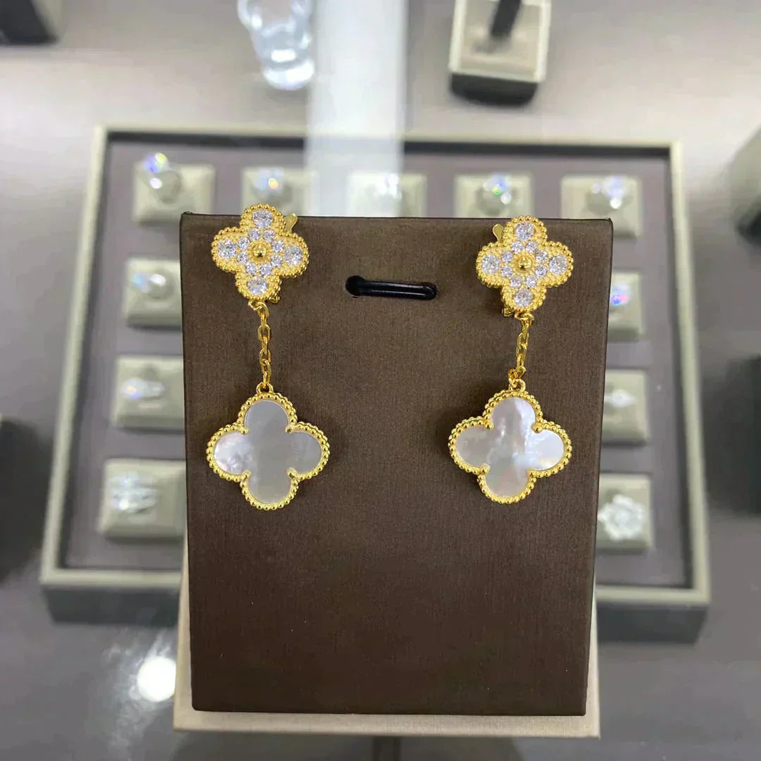[Echo ]CLOVER  2 MOTIFS  DIAMOND  EARRINGS (MULTIPLE CHOICESç´