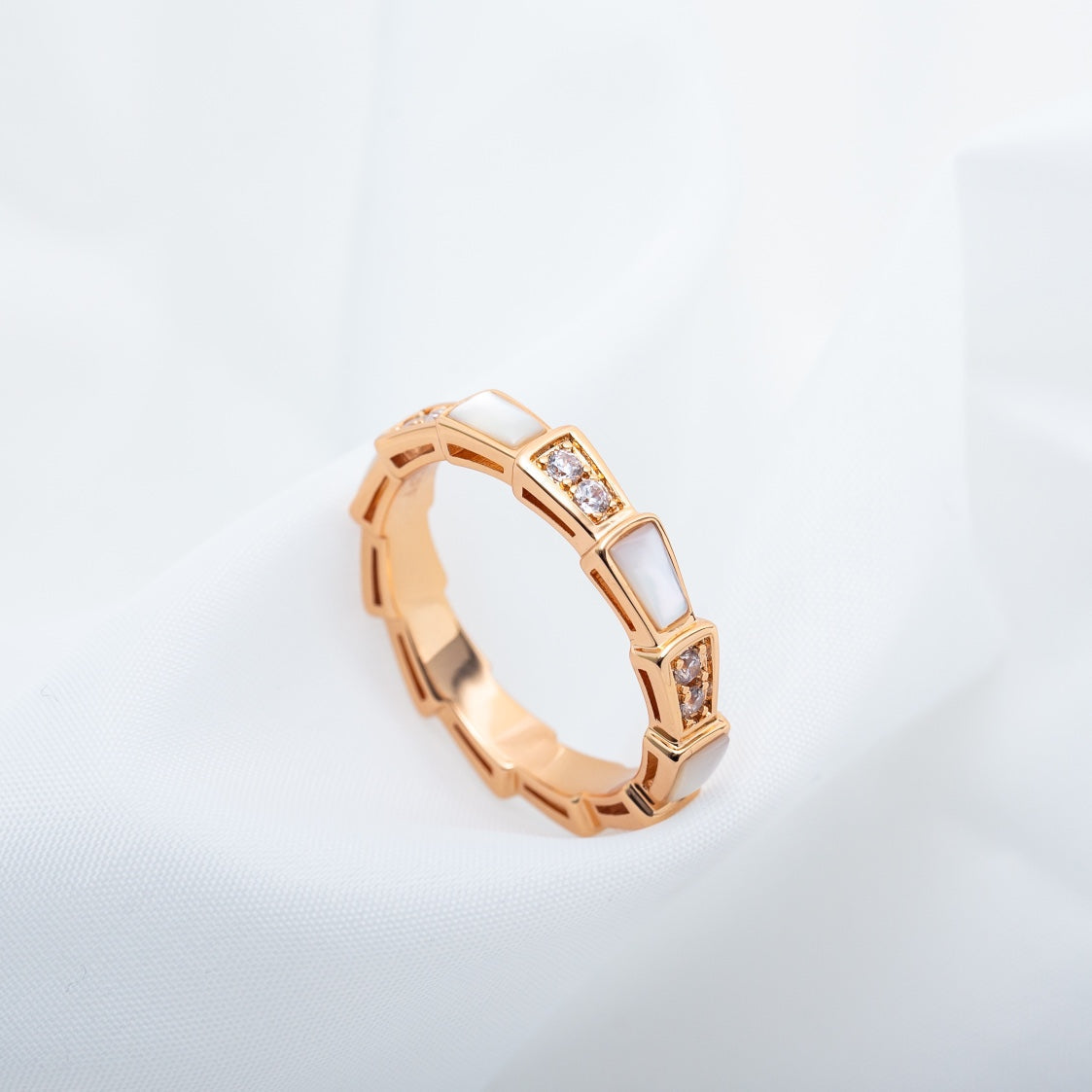 [Echo ]SERPENTI RING PINK GOLD DIAMOND MOP 3MM