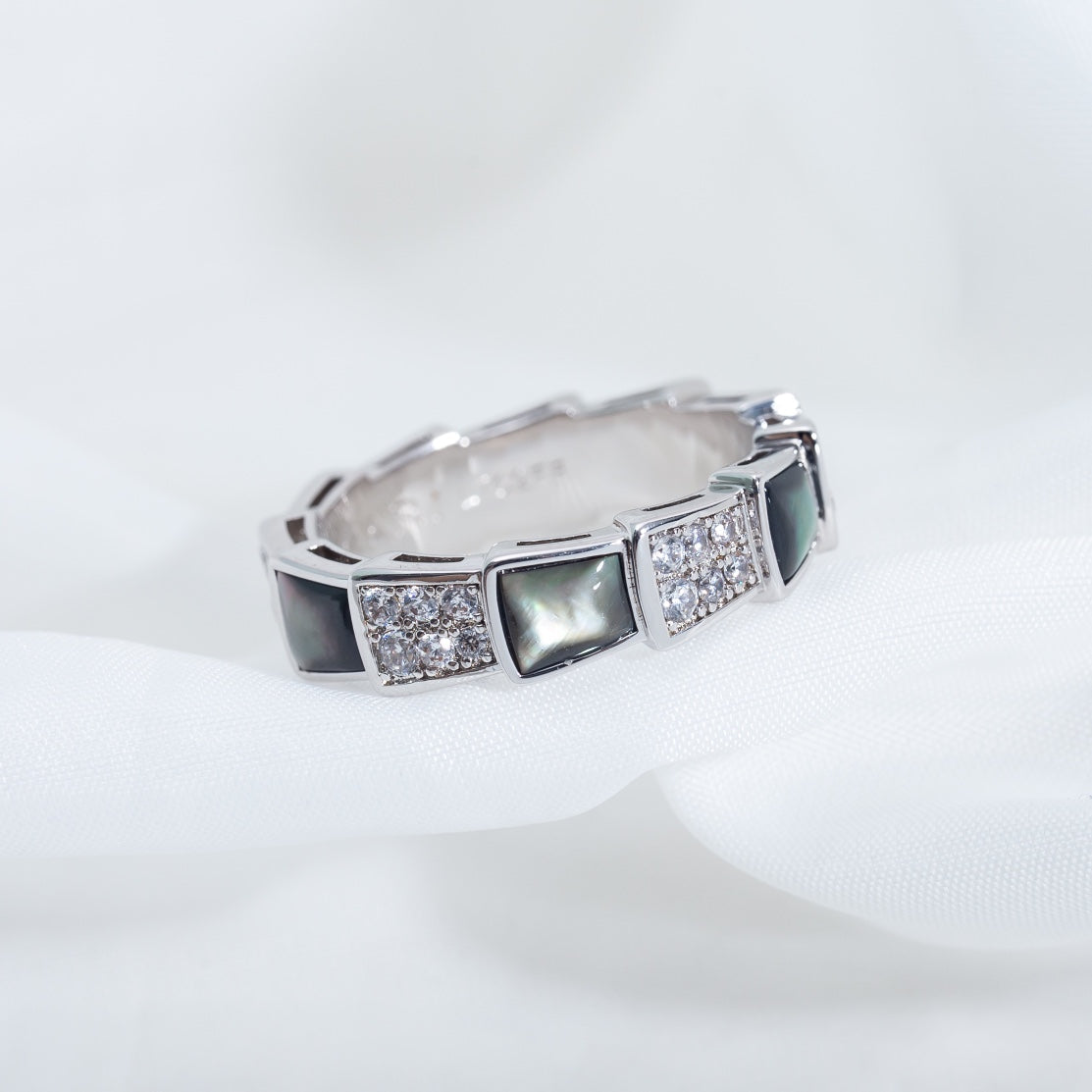 [Echo] SERPENTI RING SILBER DIAMANT SCHWARZ MOP 4MM