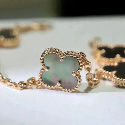 [Echo]CLOVER 5 MOTIF GRAY MOP  BRACELET