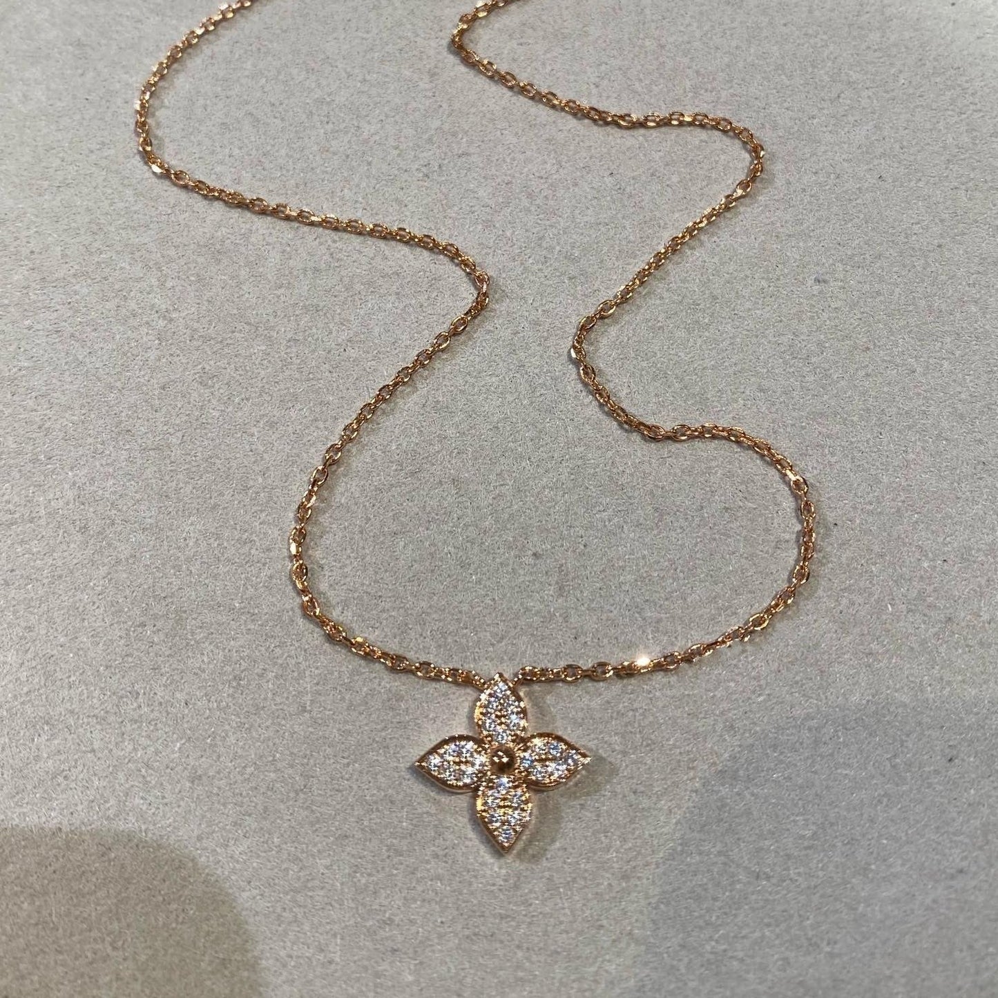 [Echo ]STAR DIAMOND NECKALCE