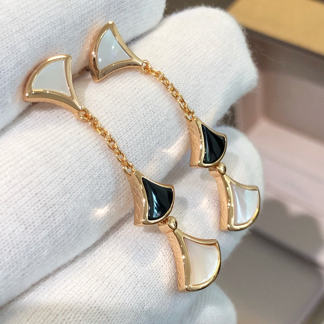 [Echo ]DREAM EARRINGS 3 MOTIFS ONYX MOP PINK GOLD