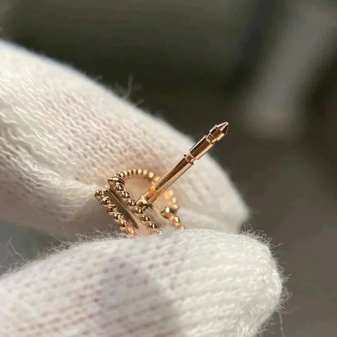[Echo ]HEART CARNELIAN STUD EARRINGS