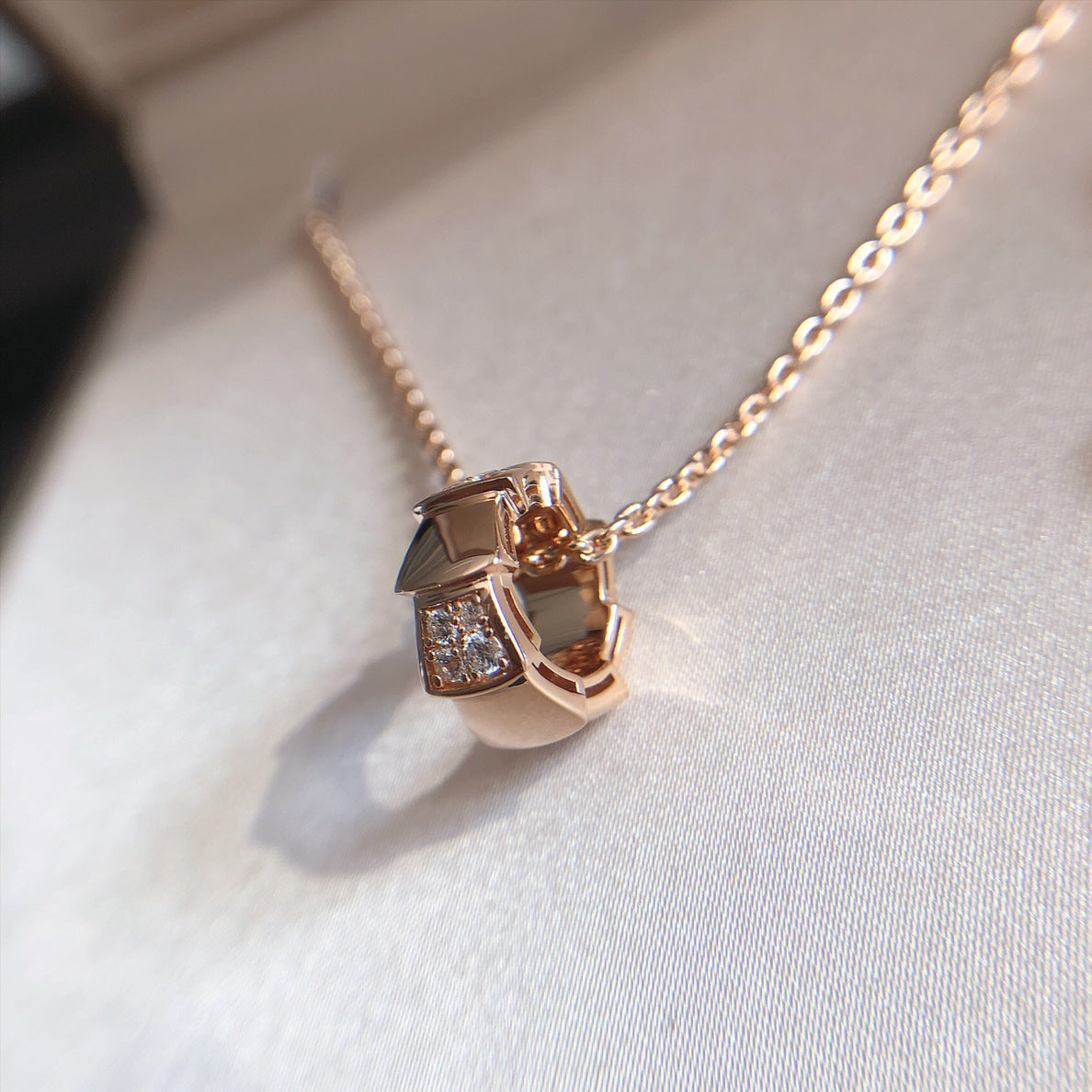 [Echo ]SERPENTI PEDANT DIAMOND PINK GOLD NECKLACE