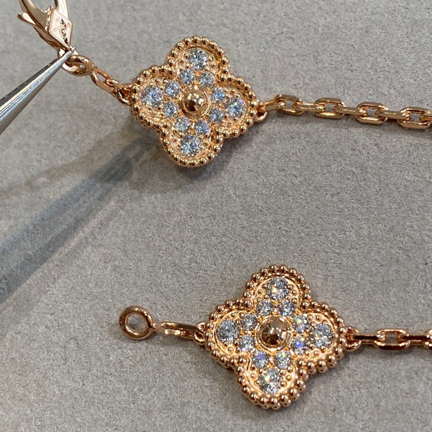 [ECHO ] CLOVER 5 MOTIF FULL DIAMOND BRACELET COLLECTION