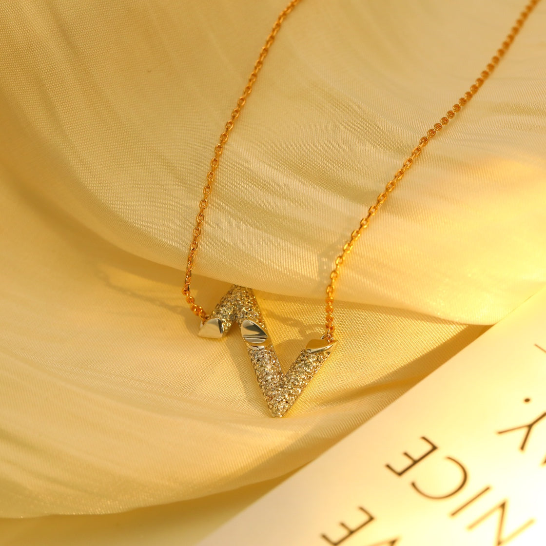 [Echo ]VOLT SILVER DIAMOND PEDANT NECKLACE