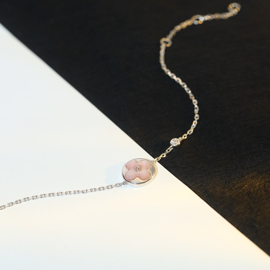 [Echo ]SUN MOTIF PINK MOP SILVER BRACELET