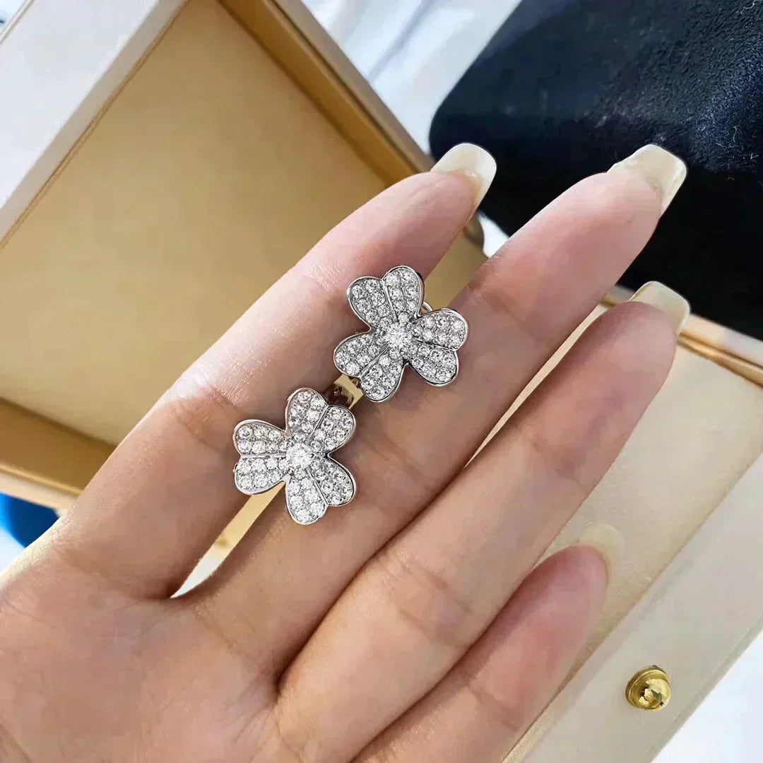 [Echo ]CLOVER COMOS DIAMOND EARRINGS SILVER