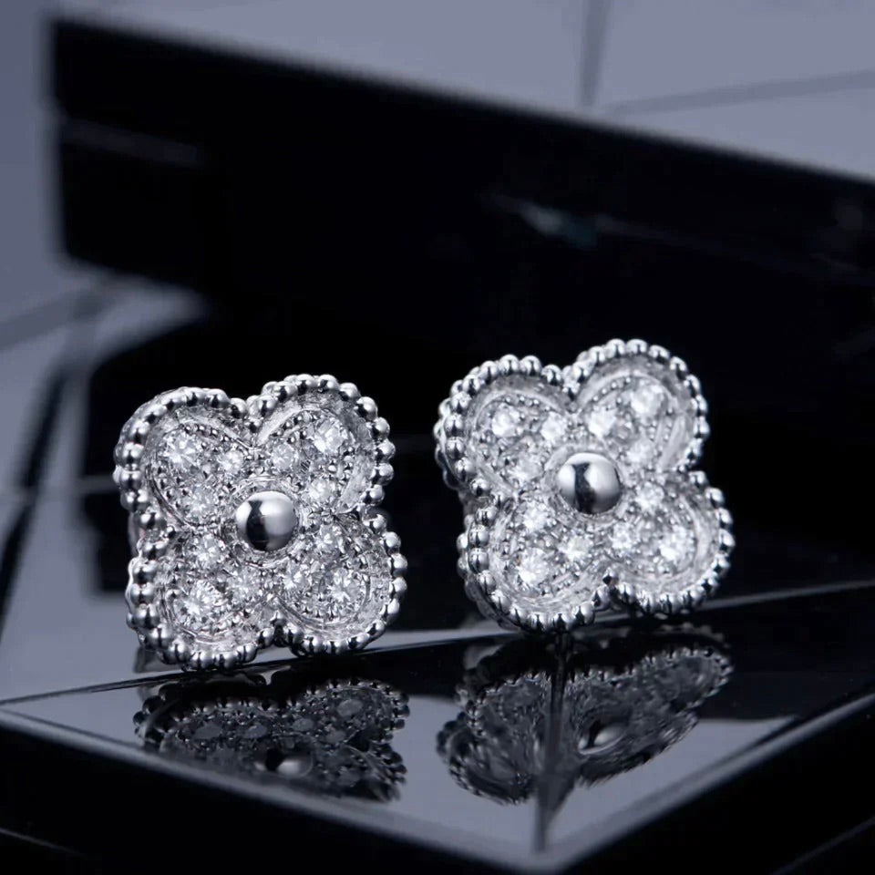 [Echo ]CLOVER 1 MOTIFS DIAMOND STUD EARRINGS SILVER