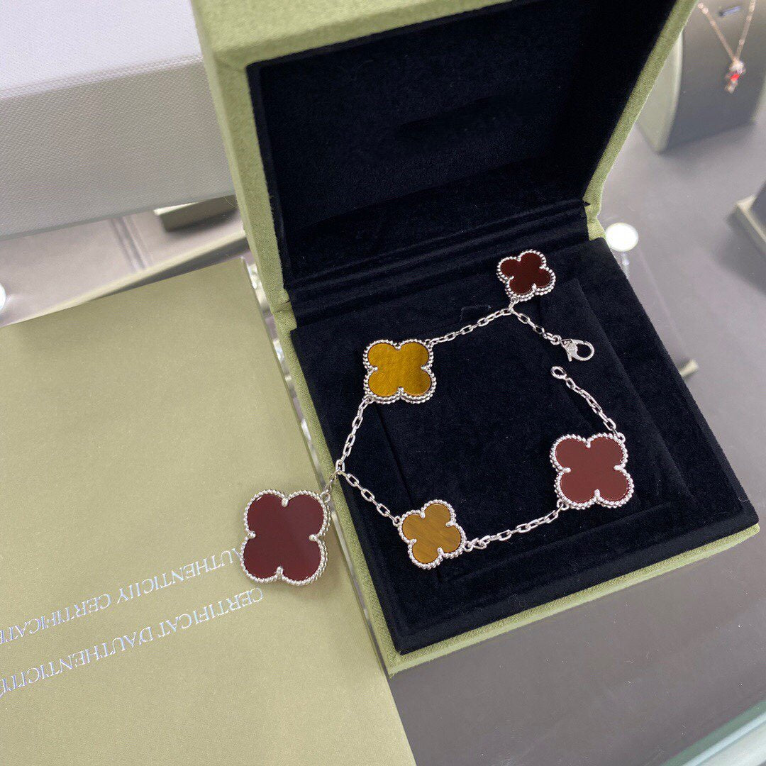 [エコー]クローバー5モチーフシルバーカーネリアンタイガーアイブレスレット