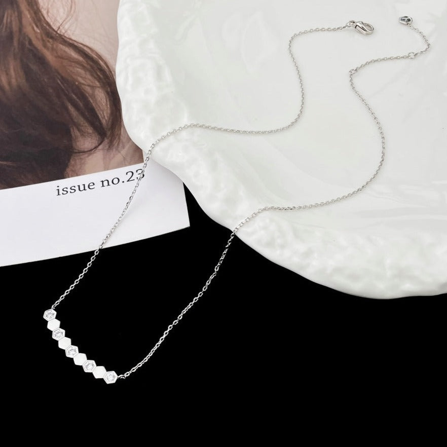 [Echo ]BEE MY LOVE DIAMOND NECKLACE