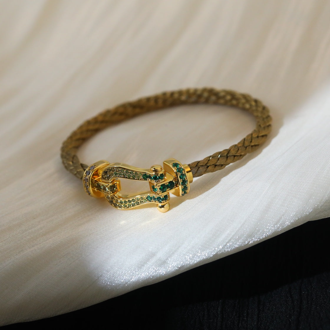 [Echo ]FORCE 10 GOLD GREEN DIAMOND PAVED