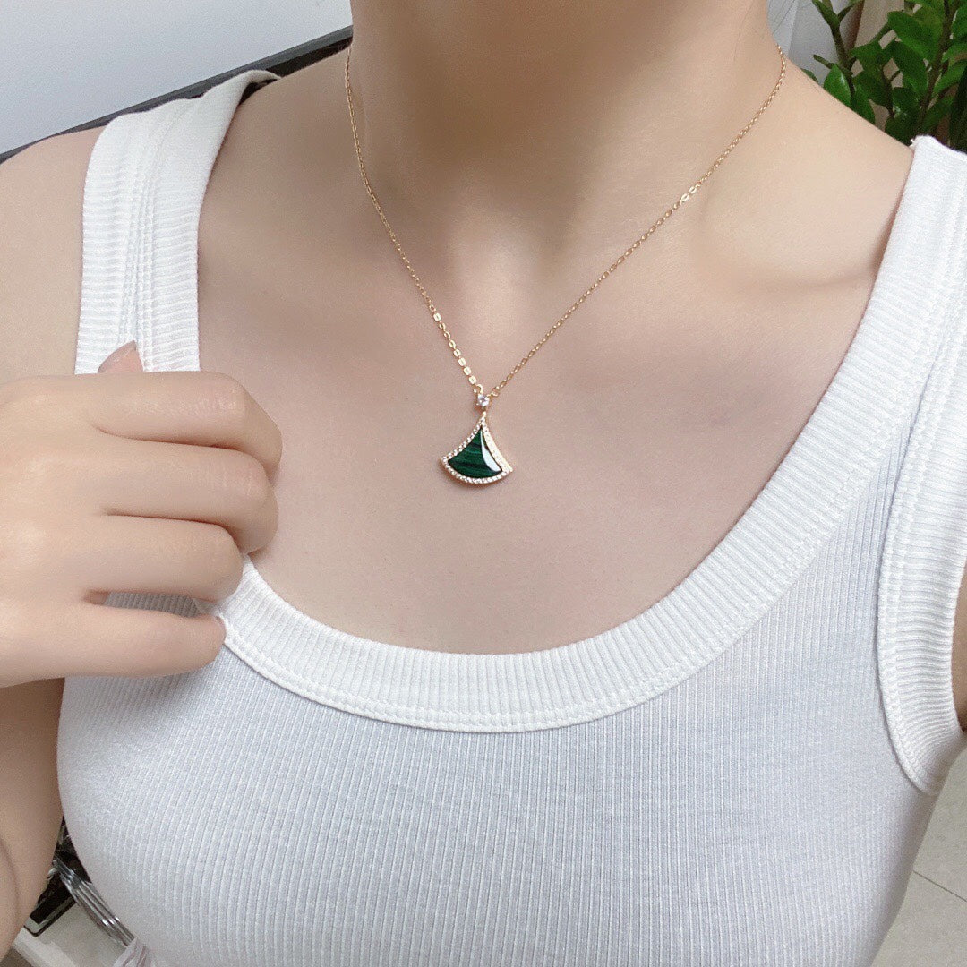 [Echo ]DREAM MALACHITE DIAMOND PAVED PINK GOLD NECKLACE