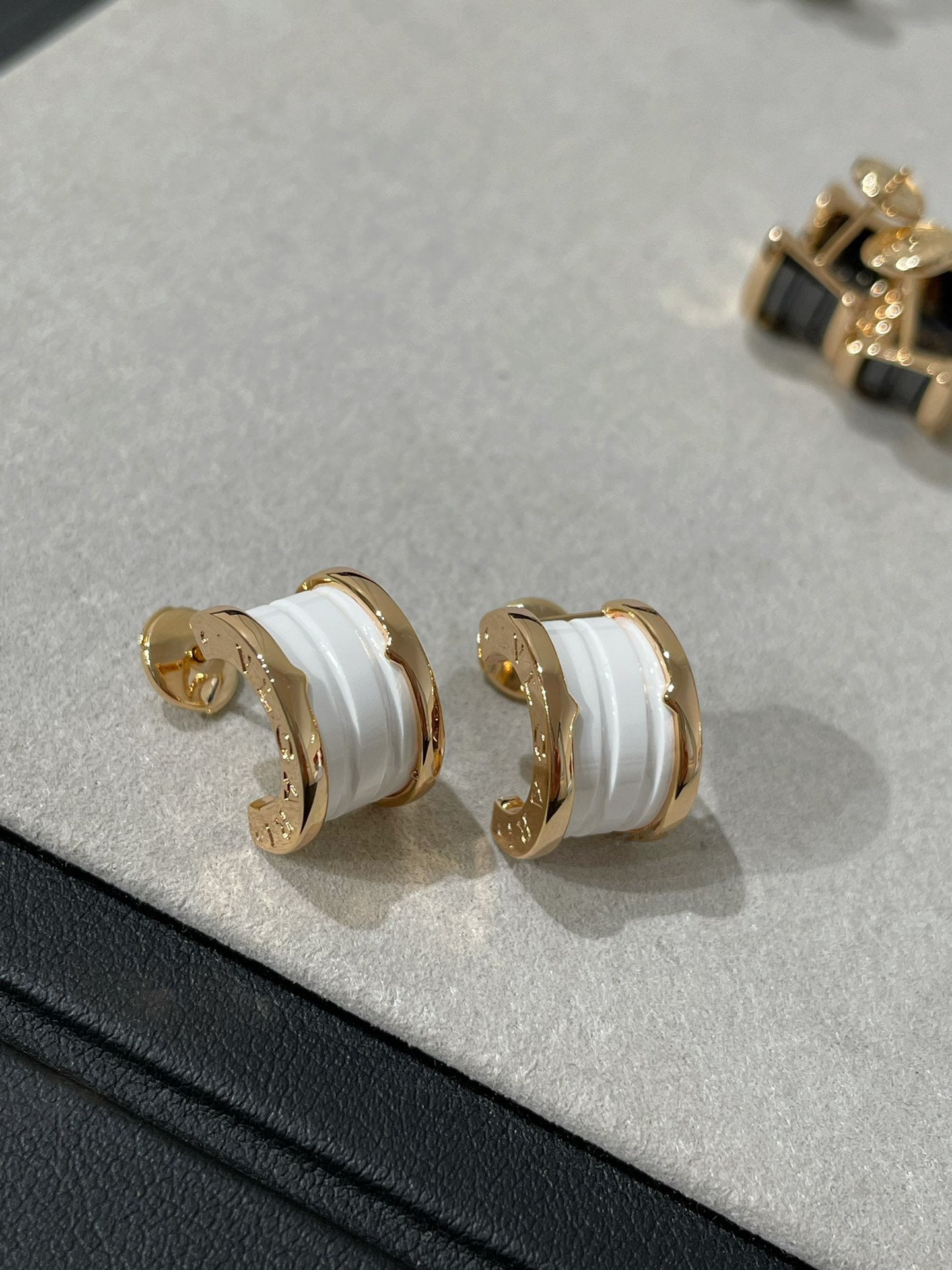 [Echo ]ZERO 1 PINK GOLD CERAMIC EARRINGS