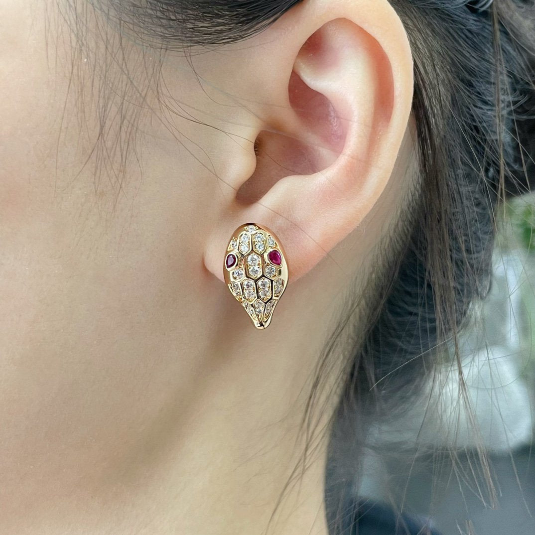 [Echo ]SERPENT DIAMOND STUD EARRINGS