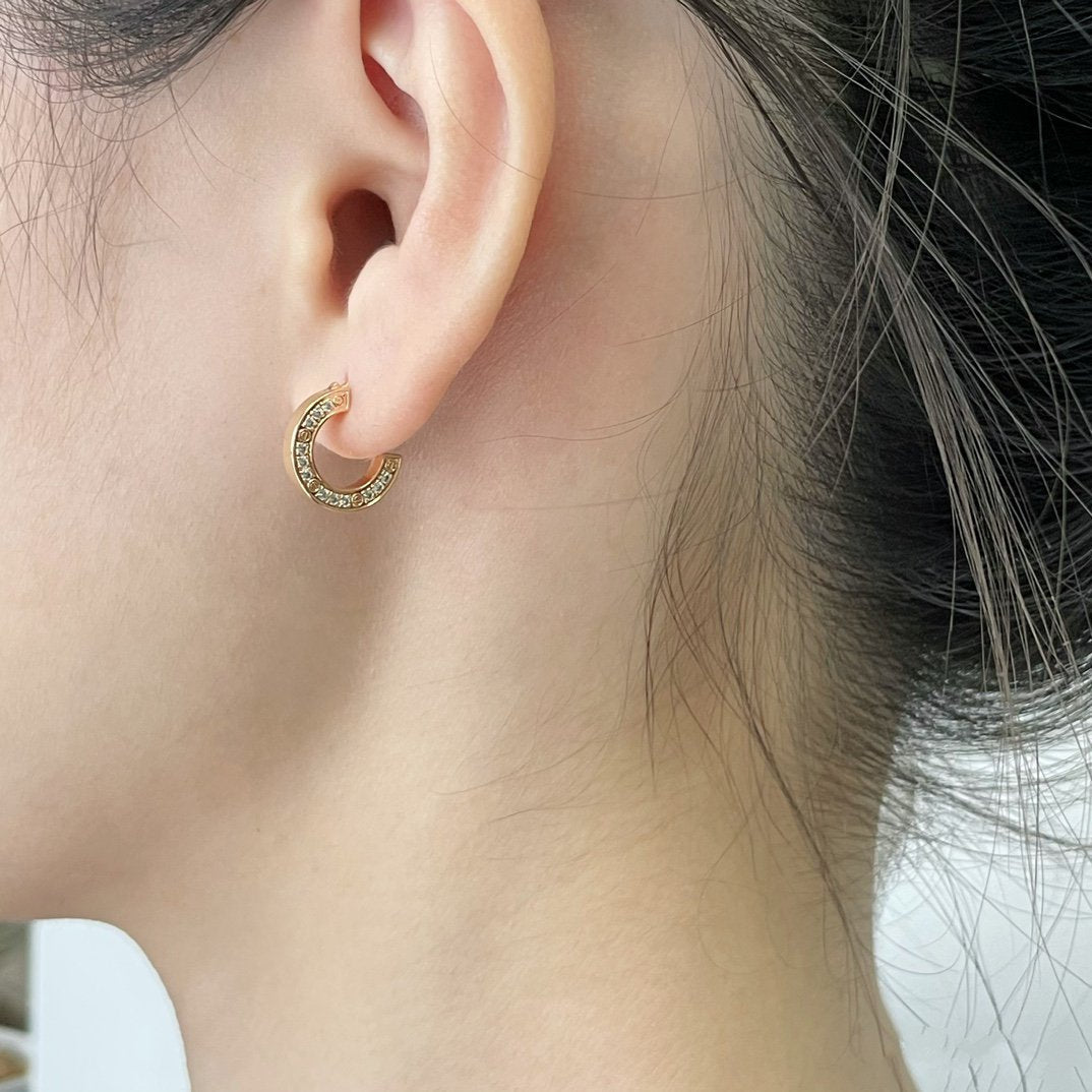 [Echo ]LOVE DIAMOND EARRINGS