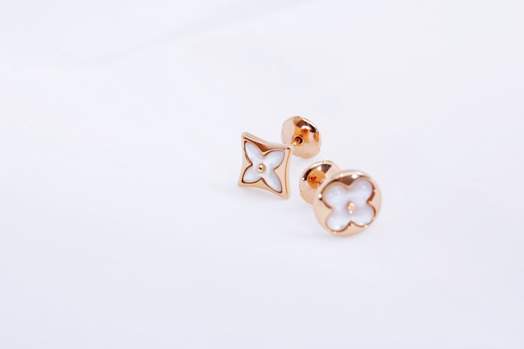 [Echo ]STAR AND SUN PINK GOLD MOP STUD EARRINGS