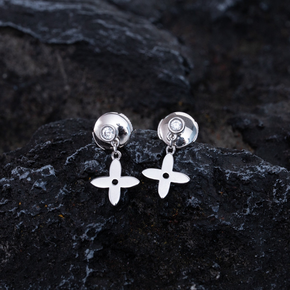 [Echo ]VIDYLLE SILVER DIAMOND MINI DROP EARRINGS
