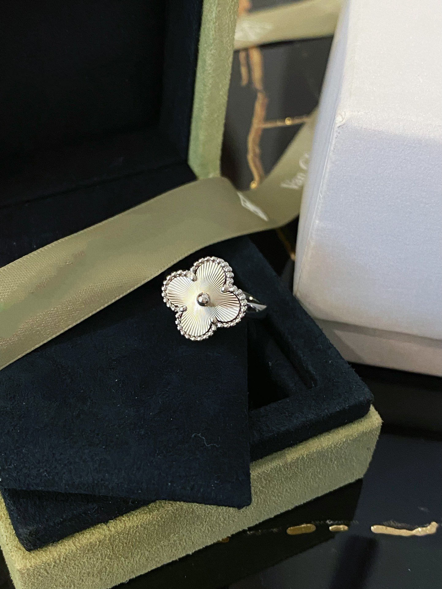 [Echo ]CLOVER SILVER RING