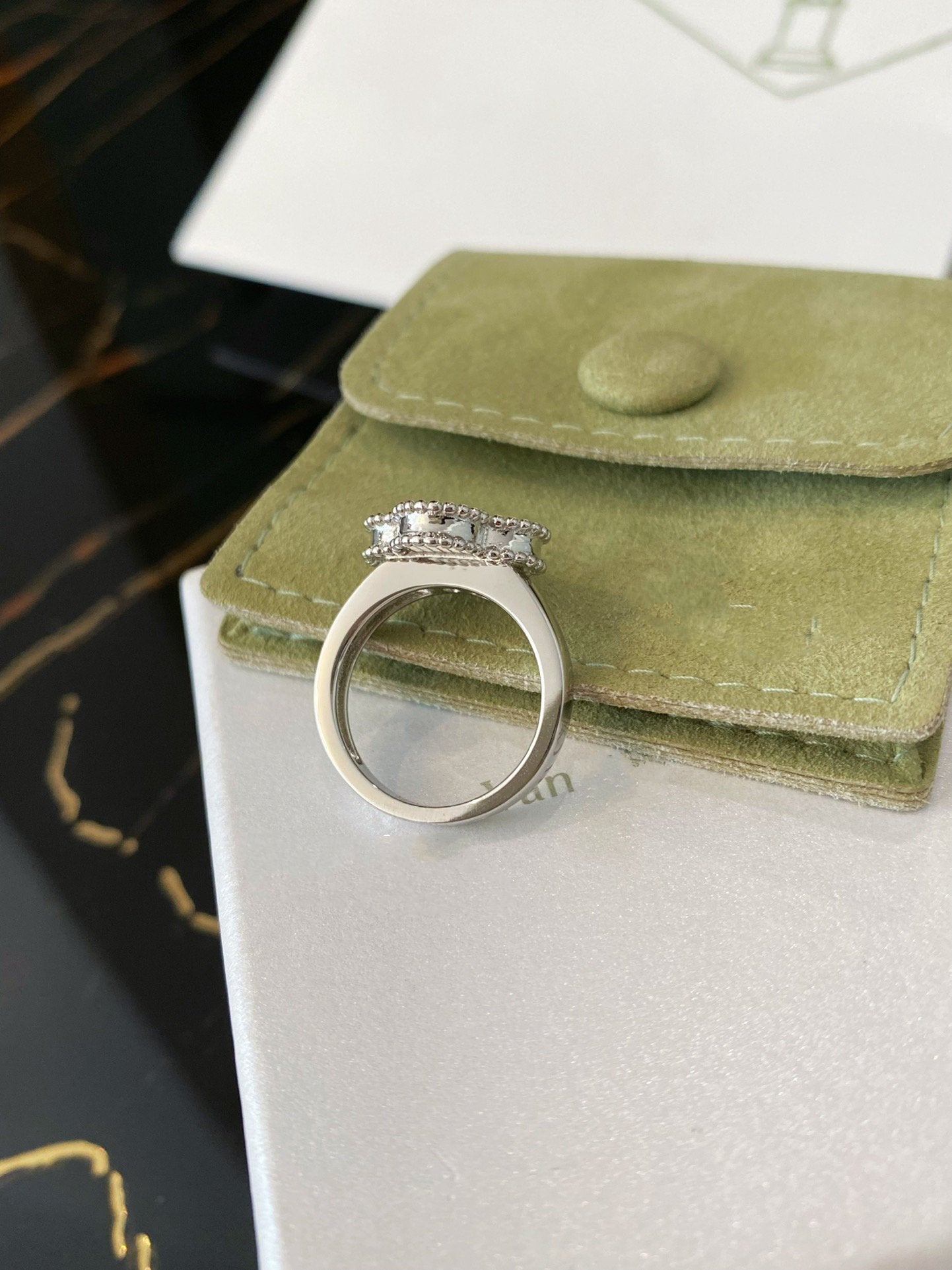 [Echo ]CLOVER SILVER RING