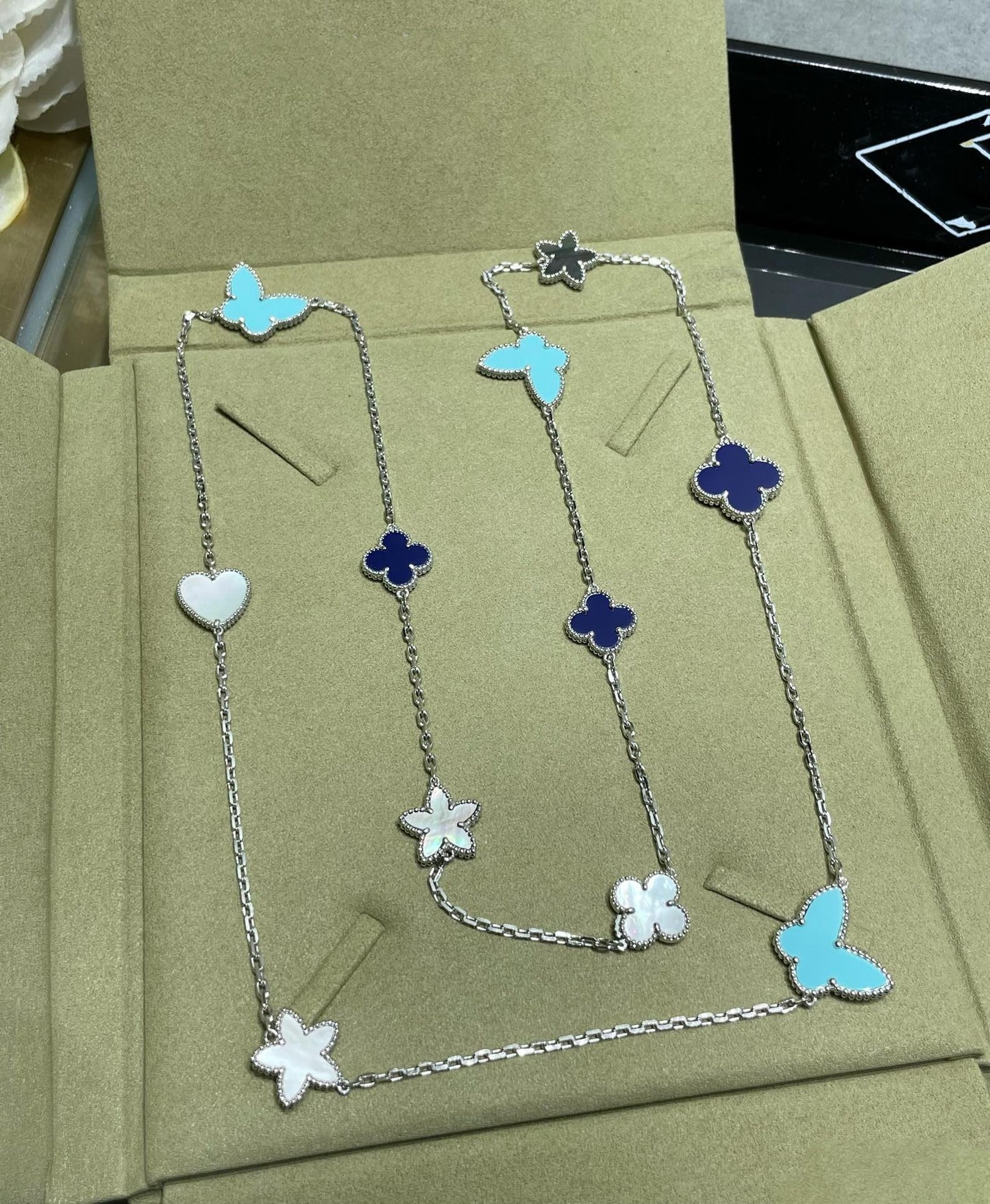 [Echo ]LUCKY CLOVER SILVER 11 MOTIF NECKLACE