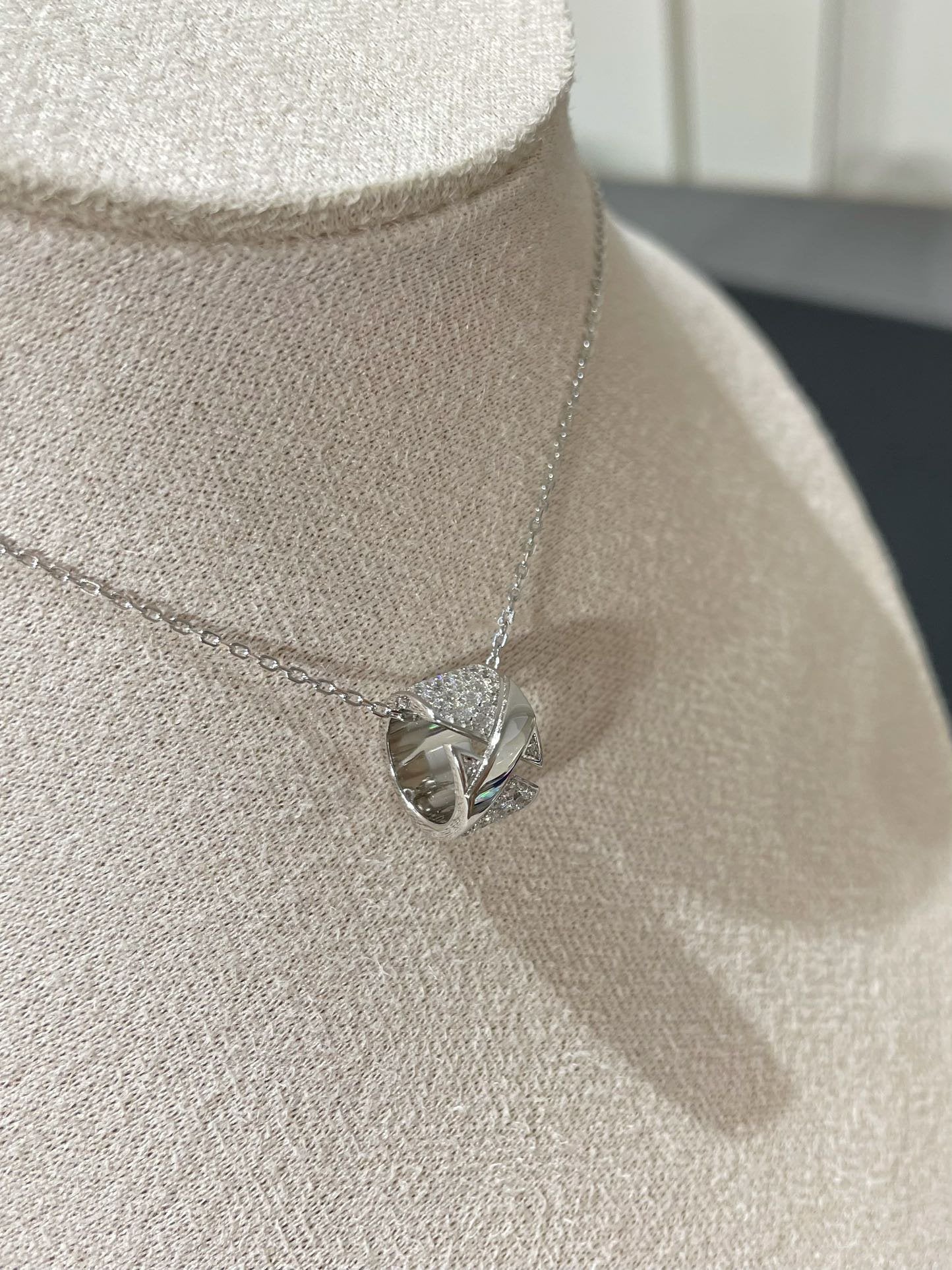 [Echo ]LIENS EVIDENCE DIAMOND PAVED NECKLACE