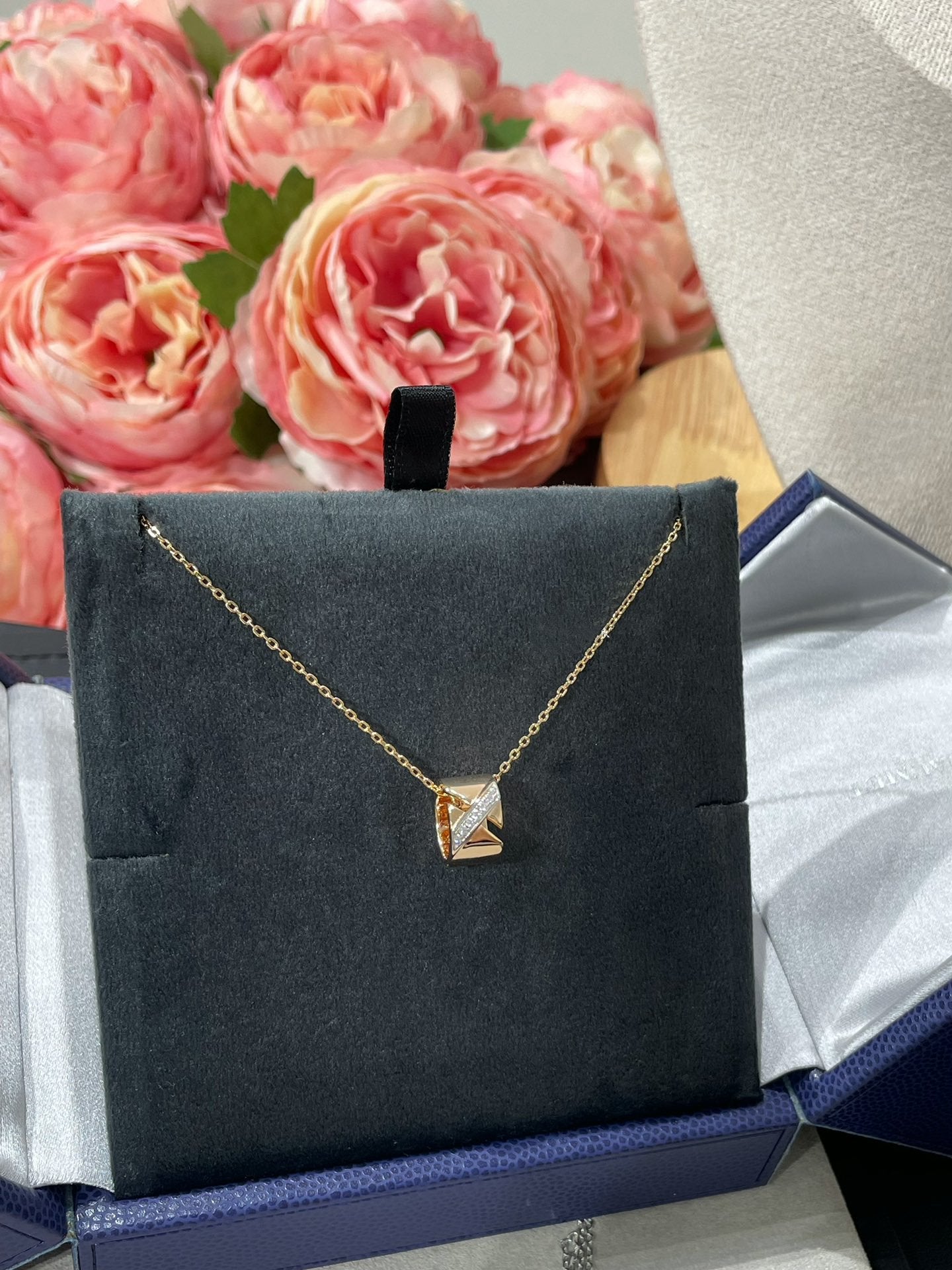 [Echo ]LIENS EVIDENCE DIAMOND NECKLACE