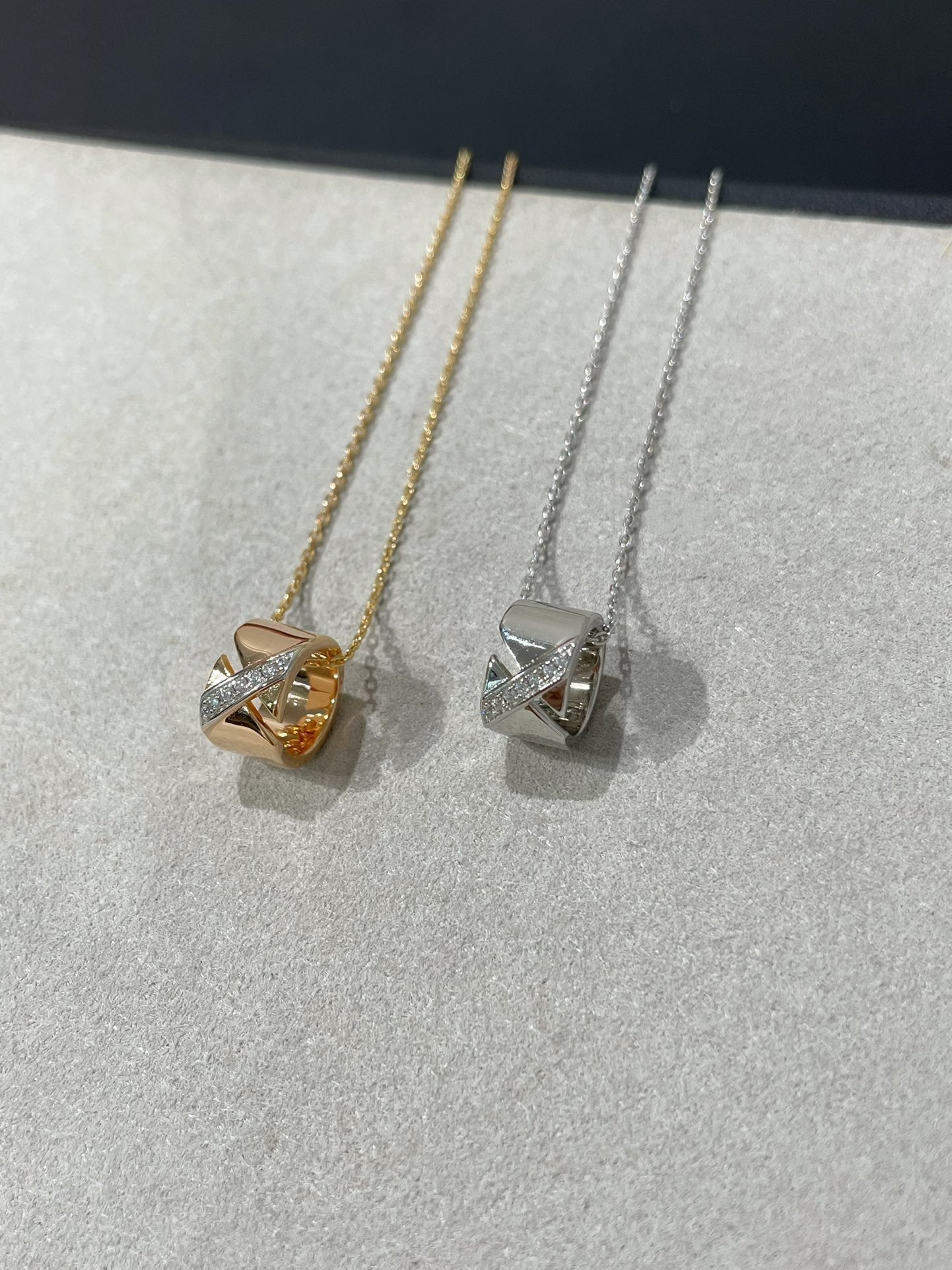 [Echo ]LIENS EVIDENCE DIAMOND NECKLACE