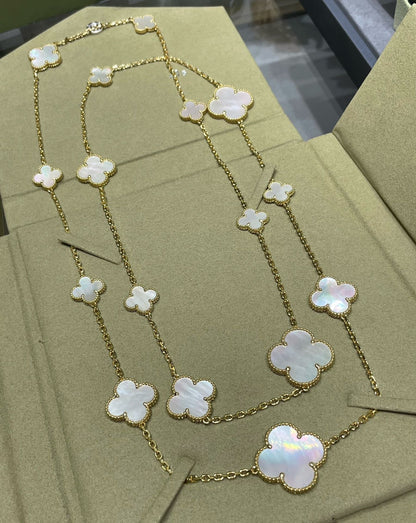 [Echo ]CLOVER 16 MOTIF WHITE MOP GOLD NECKLACE