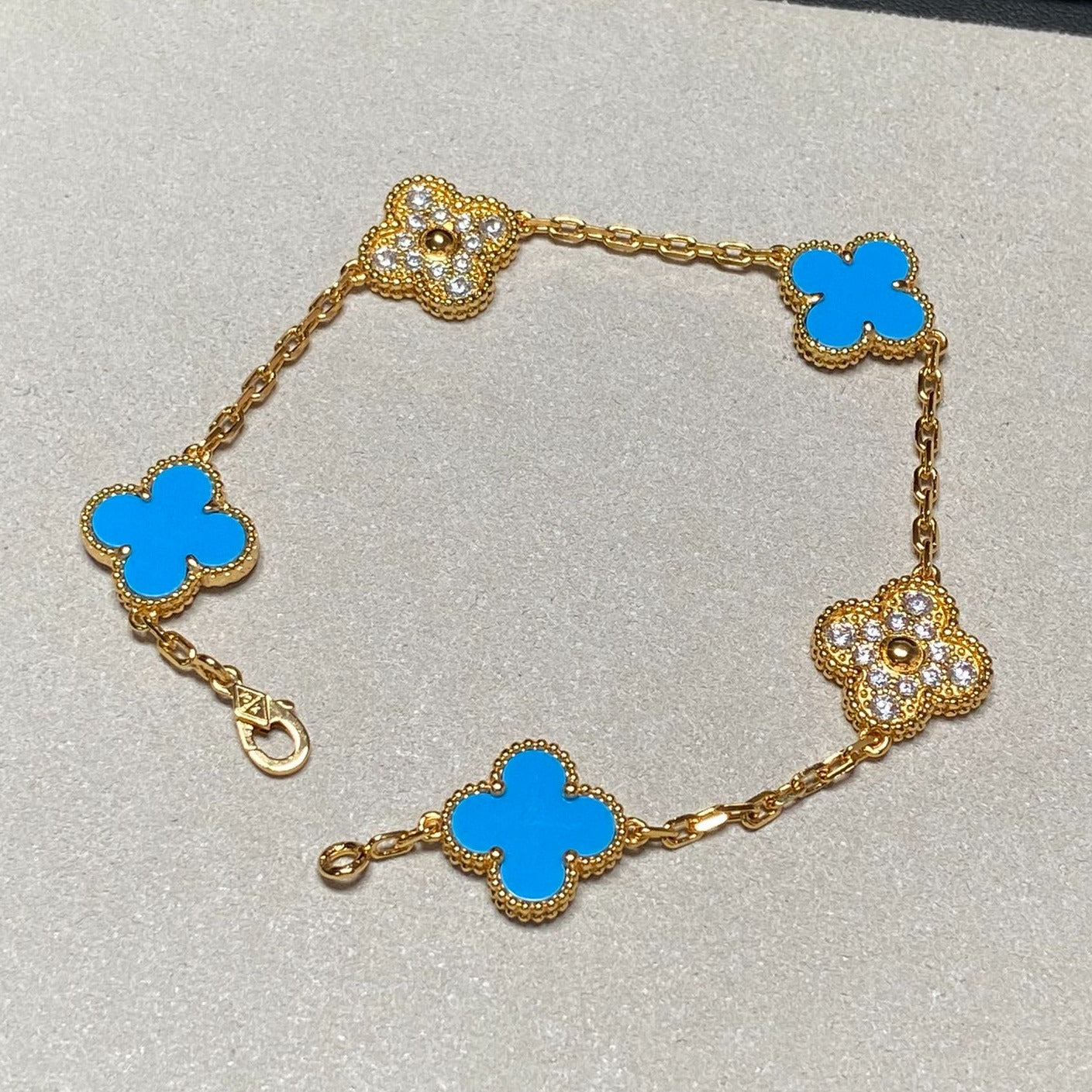 [Echo]CLOVER 5 MOTIF BLUE CHALCEDONY DIAMOND GOLD BRACELET