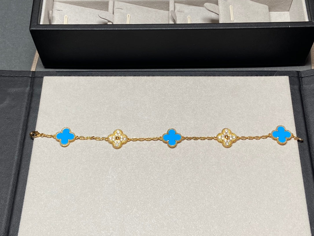 [Echo]CLOVER 5 MOTIF BLUE CHALCEDONY DIAMOND GOLD BRACELET