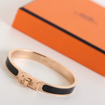 [Echo ]HM KELLY BLACK BRACELET