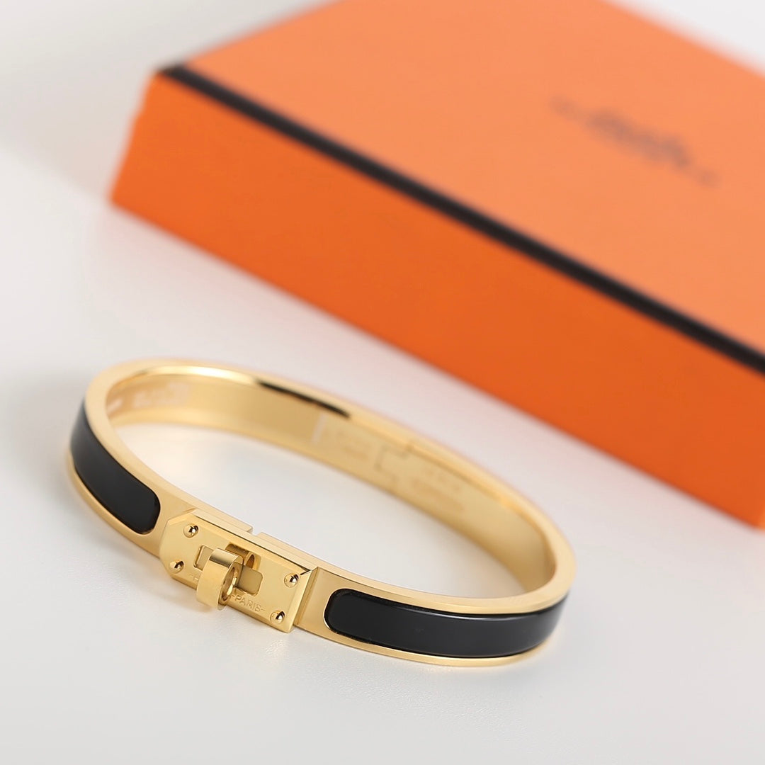 [Echo ]HM KELLY BLACK BRACELET