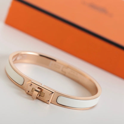 [Echo ]HM KELLY WHITE BRACELET