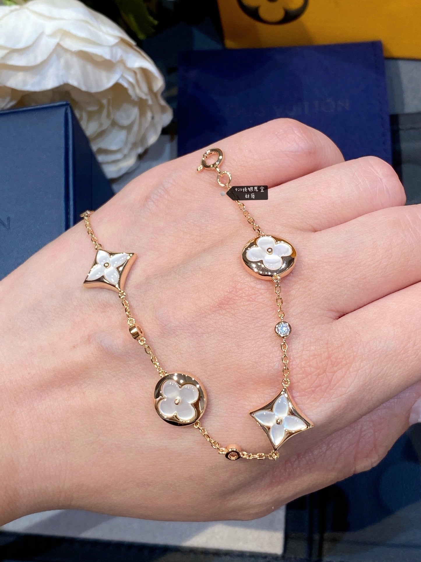[Echo ]STAR AND SUN 4 MOTIF WHITE MOP PINK GOLD BRACELET
