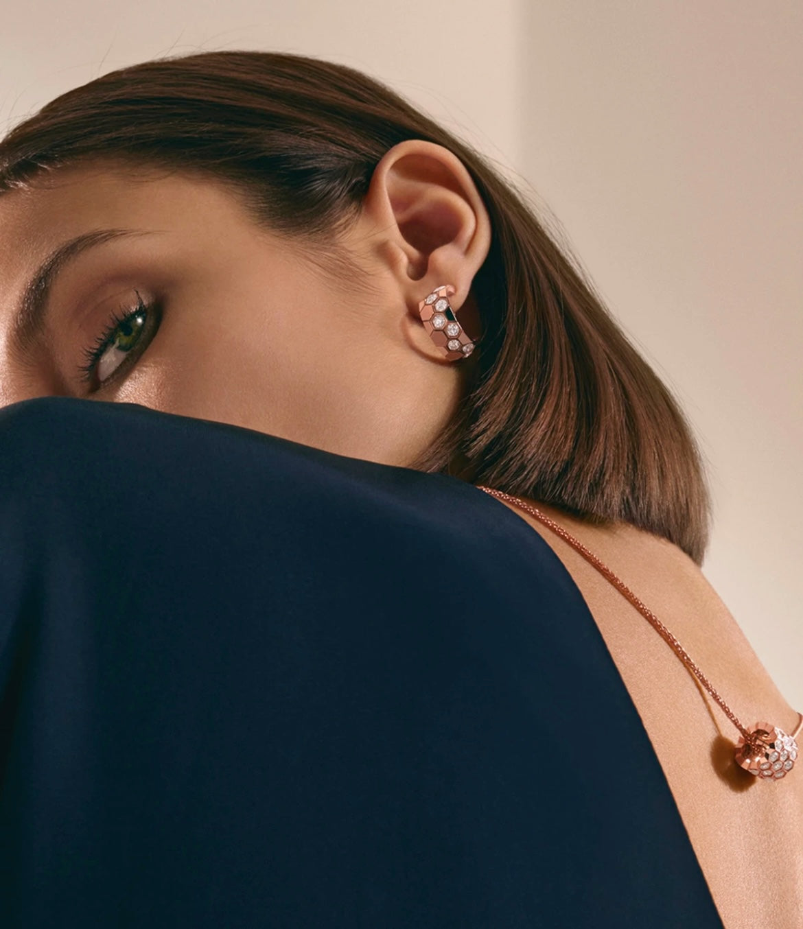[Echo ]BEE LOVE DIAMOND HOOP EARRINGS