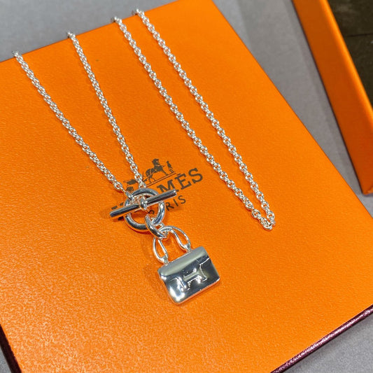 [Echo ]CONSTANCE PEDANT SILVER NECKLACE