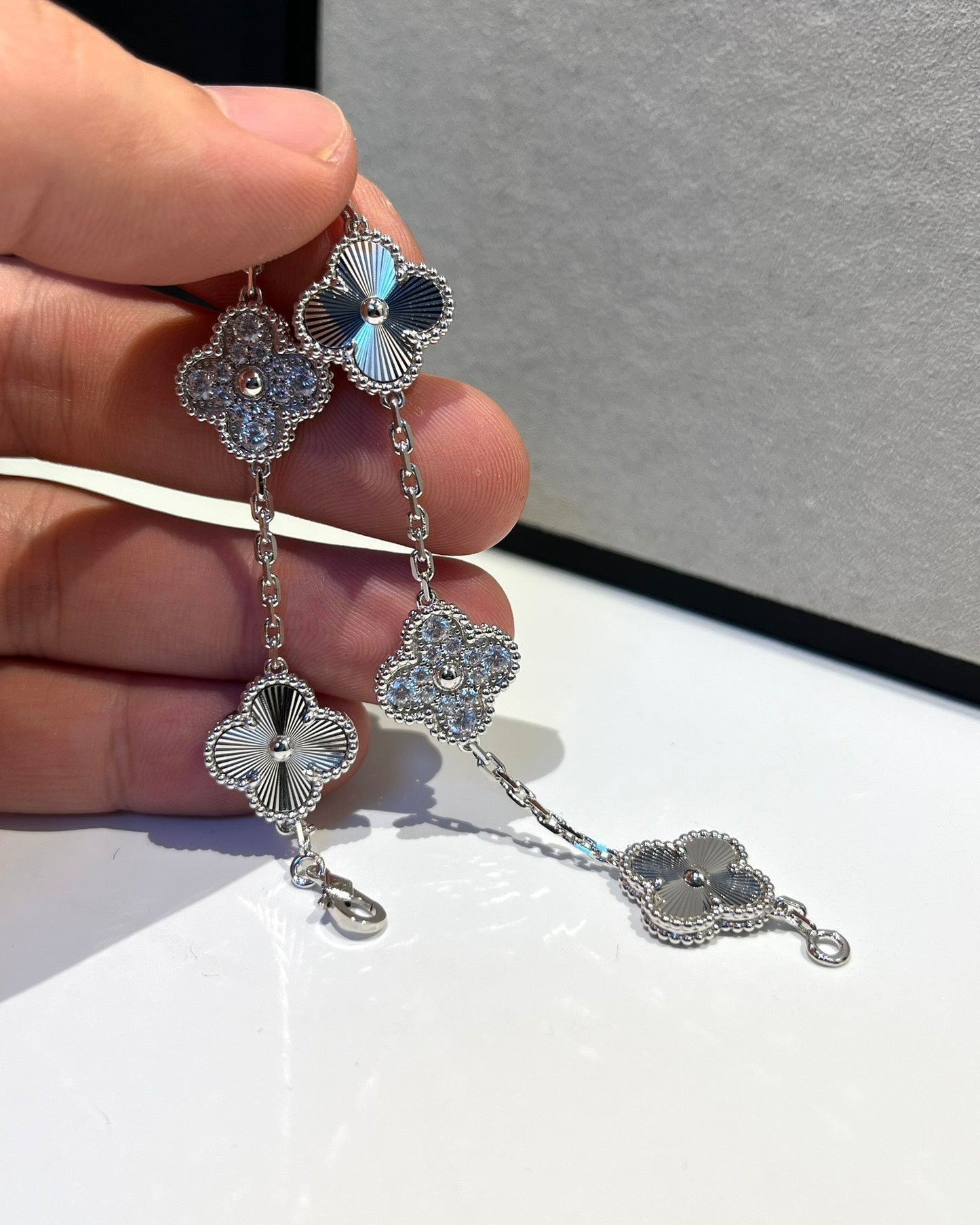 [Echo]CLOVER 5 MOTIF SILVER DIAMOND BRACELET
