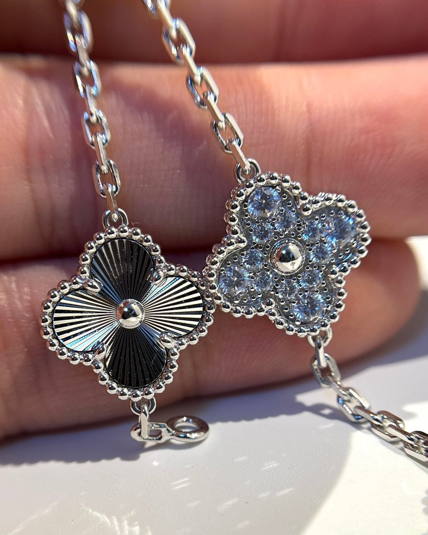 [Echo]CLOVER 5 MOTIF SILVER DIAMOND BRACELET