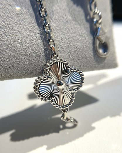 [Echo]CLOVER 5 MOTIF SILVER DIAMOND BRACELET