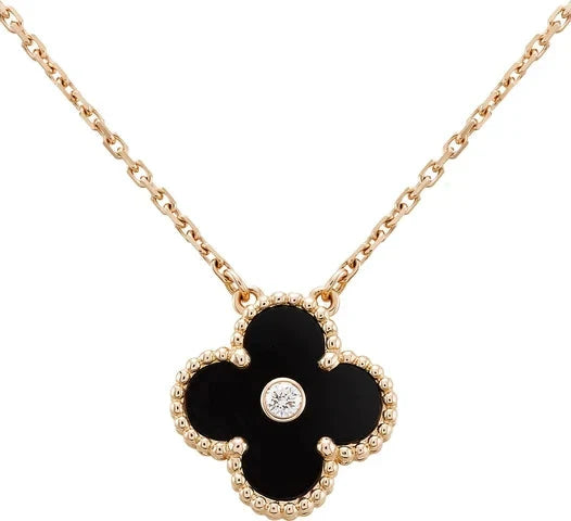 [Echo ]CLOVER 15MM DIAMOND ONYX NECKLACE