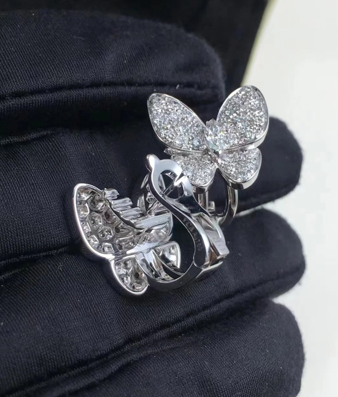 [Echo ]BUTTERFLY ALL DIAMOND EARRINGS