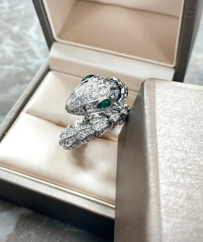 [Echo ]QUEEN EMERALD SNAKE RING
