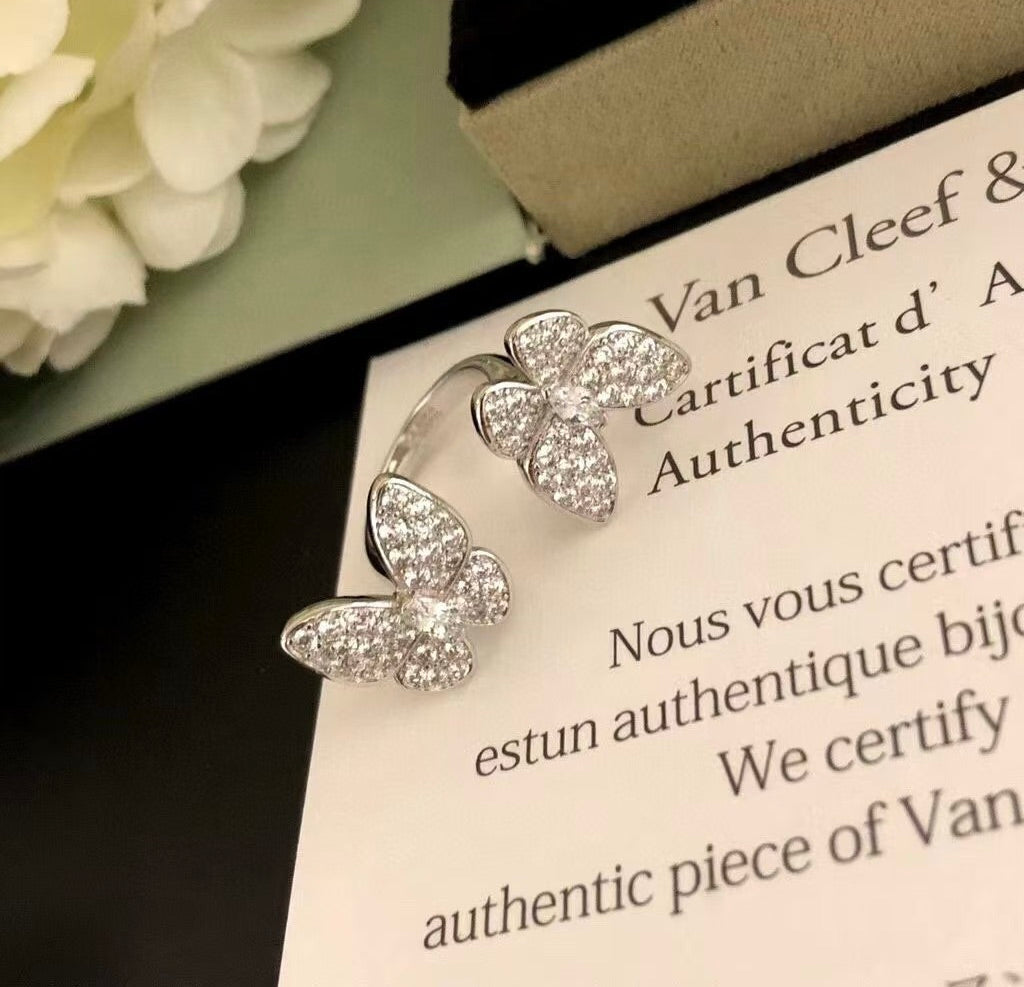 [Echo ]TWIN SILVER BUTTERFLY DIAMOND RING