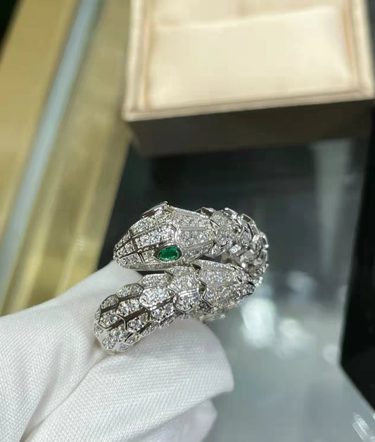 [Echo ]QUEEN EMERALD SNAKE RING